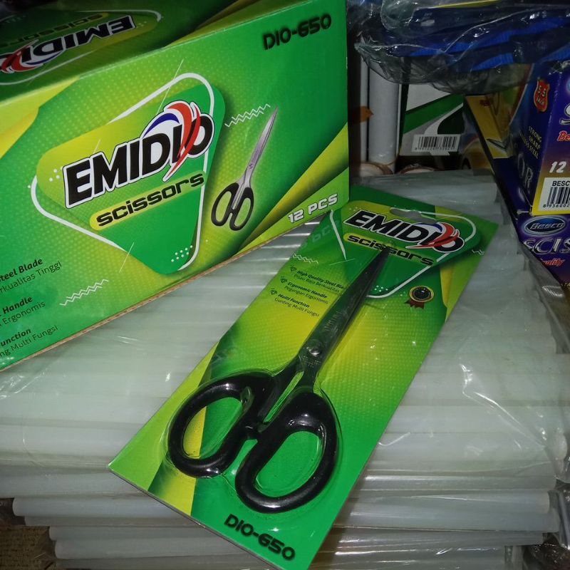 

gunting emidio -650 . 6inc..kwalitas super