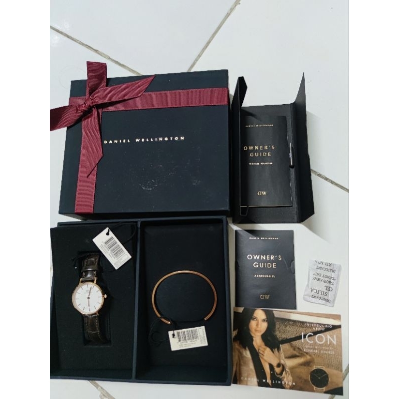 Preloved Second Original Jam Tangan Watch Petite St Mawes dan Classic Lumine Bracelet Gelang Wanita 