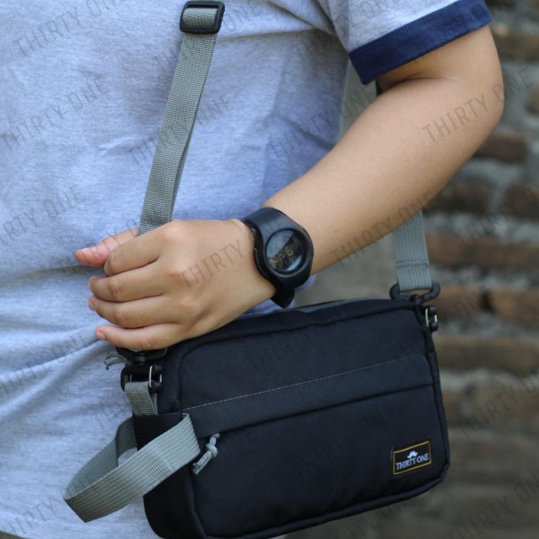 Hemat Code6n1Mb Tas Selempang  Slingbag  Handbag Waterproof  Slingbag Tedua