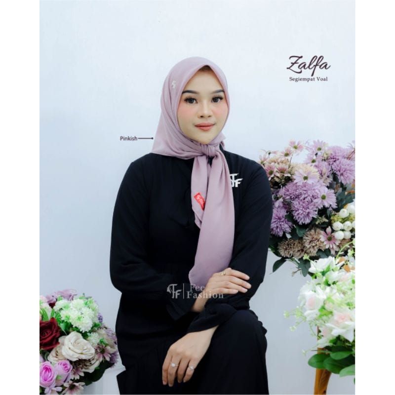 HIJAB SEGI EMPAT FEE FASHION ZALFA