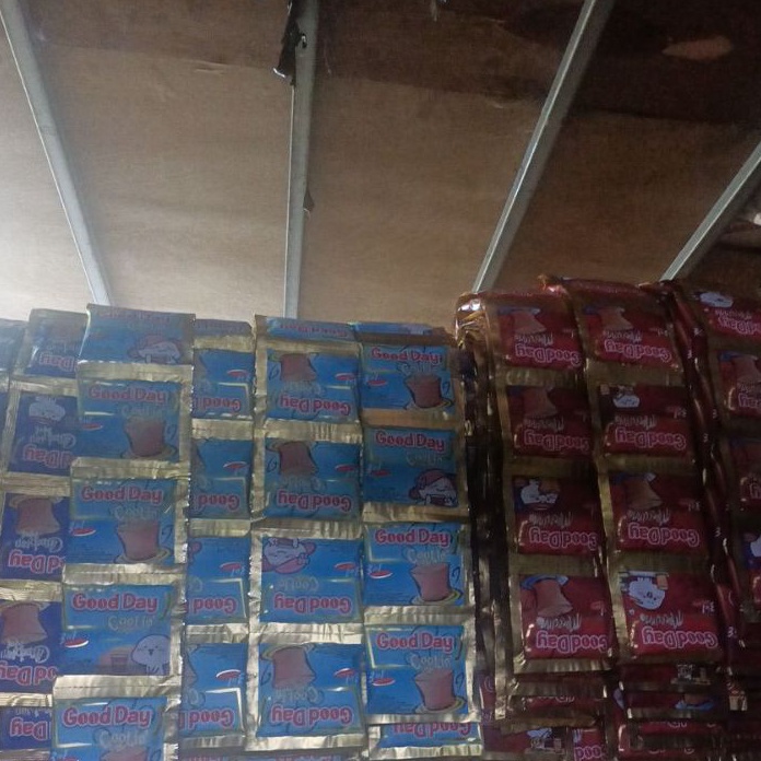 

PQMH1256 TEBUS MURAH kopi good day 3in1 1 renceng