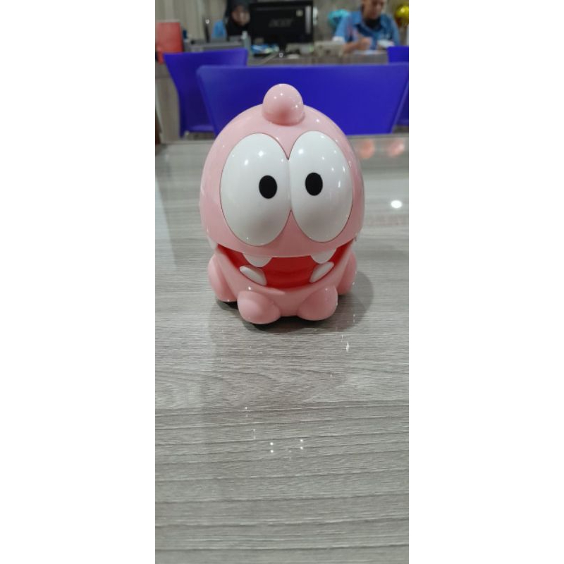 

Serutan Meja Bentuk Monster