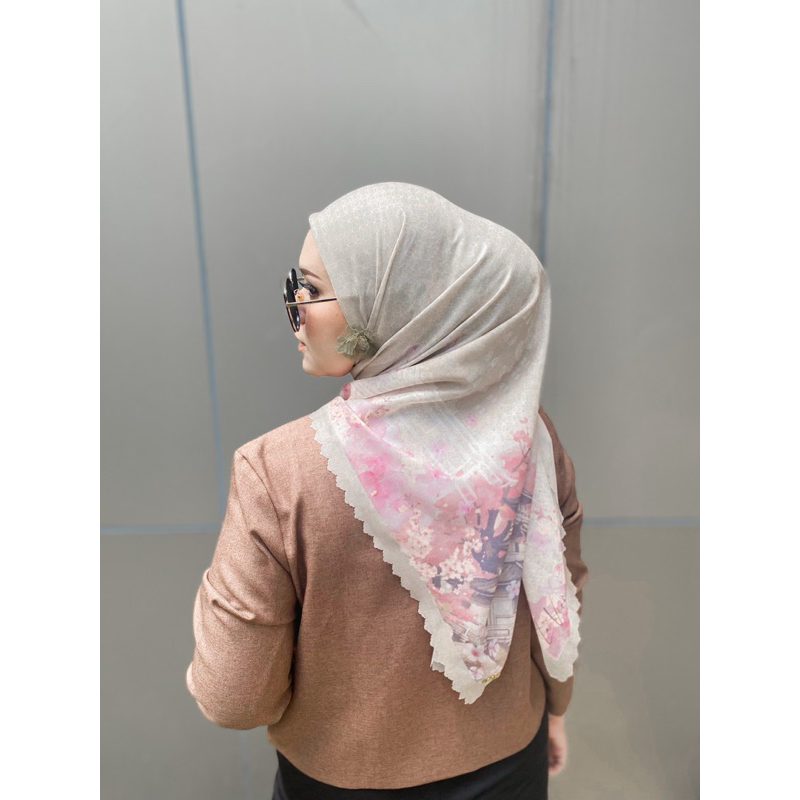 La Vierra - Japanese Series Hijab Segiempat Printing