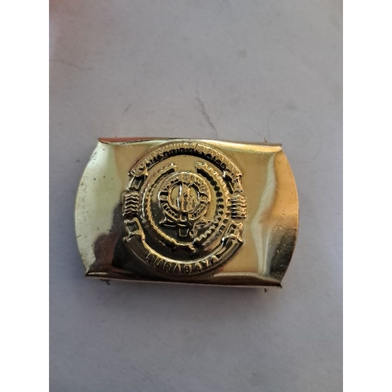 kepala sabuk poltekpel surabaya