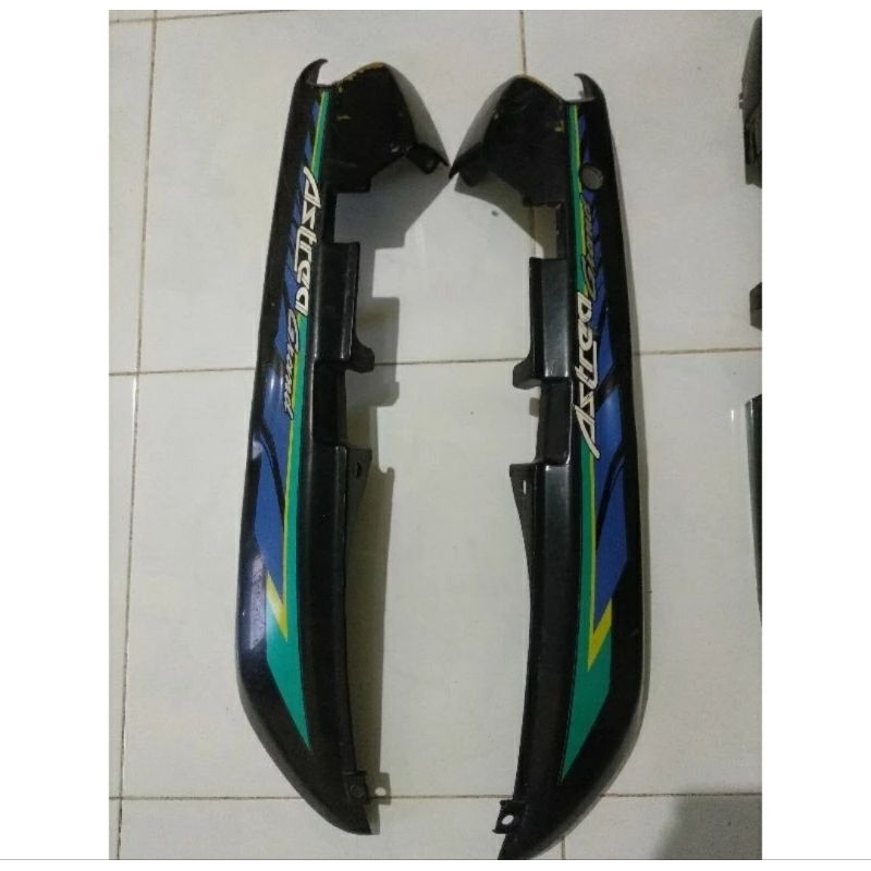 Sepasng Cover Body Belakang Honda Astrea Grand Bulus Original