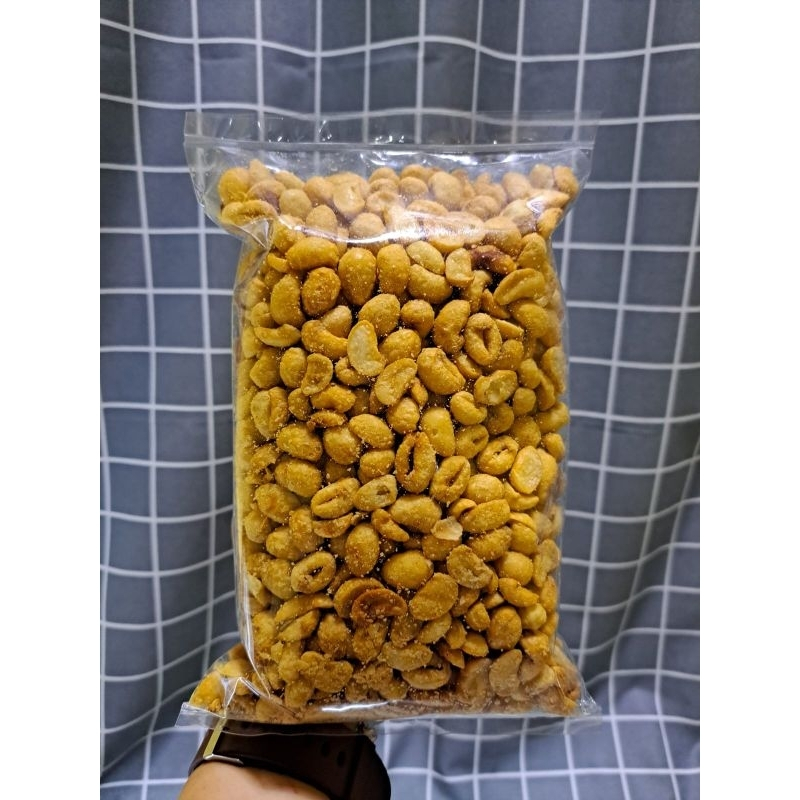 

Kacang Bogor Jumbo 1 Kg GURIH RASA SEDIKIT ASIN