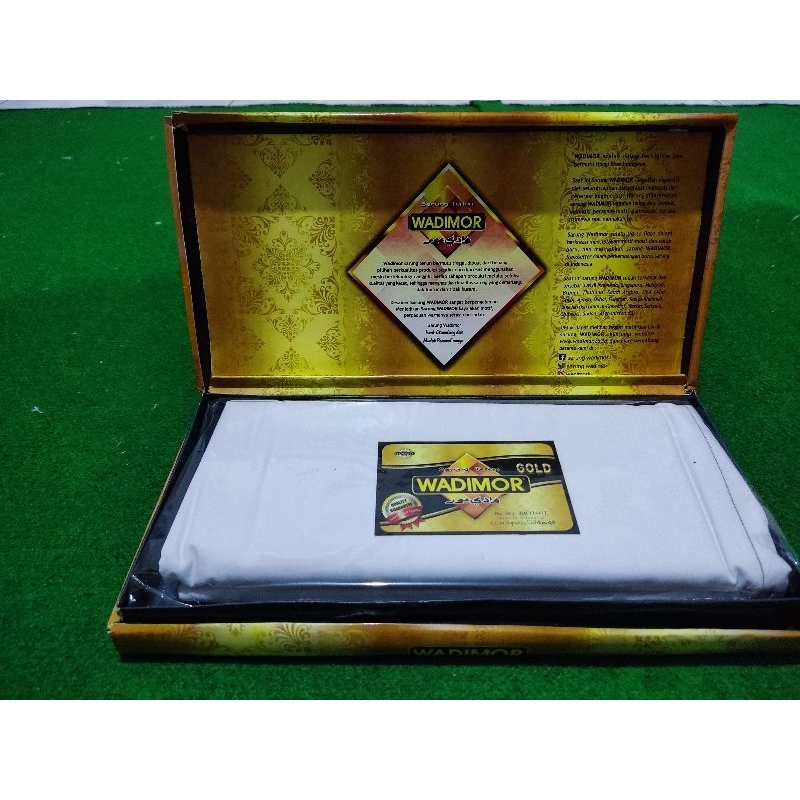sarung wadimor gold