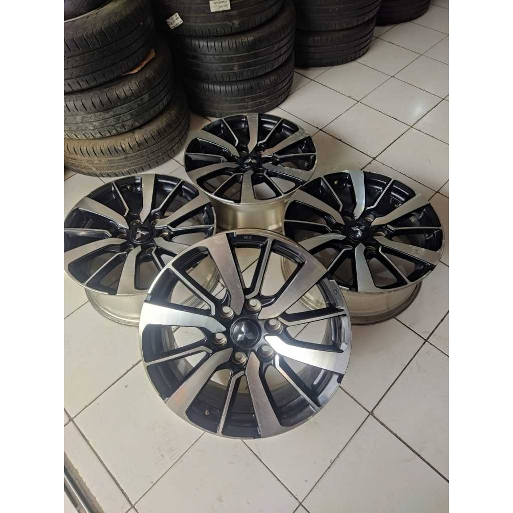 velg mobil murah berkualitas ORI PAJERO ring 18 baut 6x139 buat triton