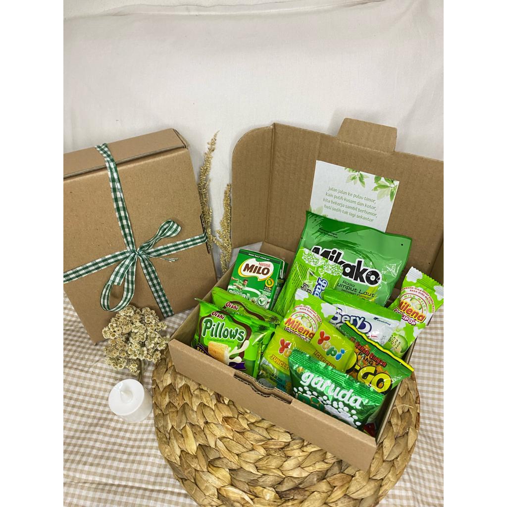 

box gift box snack mini gift mini snack hampers TERMURAH
