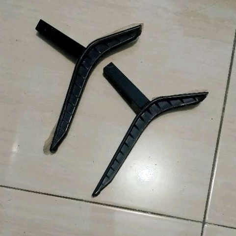 Stand Dudukan Tv Cocca 42E2000