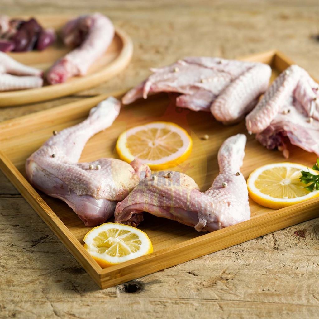 

Ayam Pejantan 9 ons (hidup)