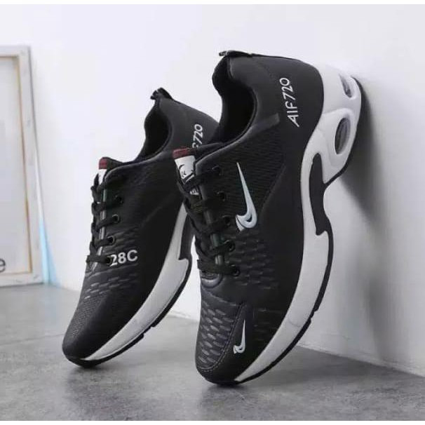 Sepatu Sneakers Pria model NK720