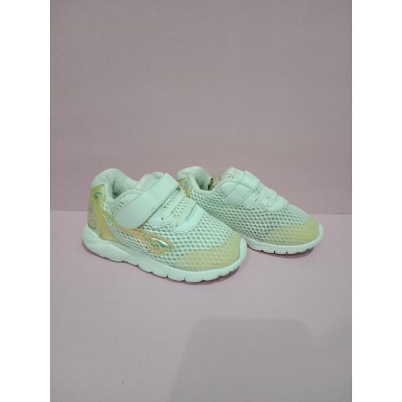 sepatu anak Dr. kong size 24 insole 15cm