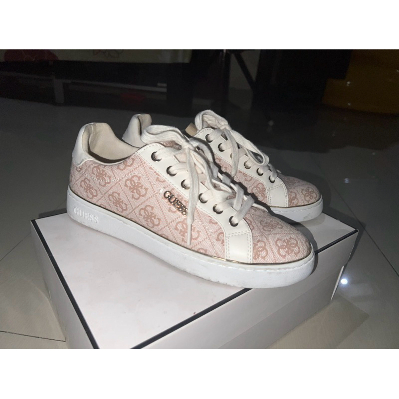 Sepatu Guess Original