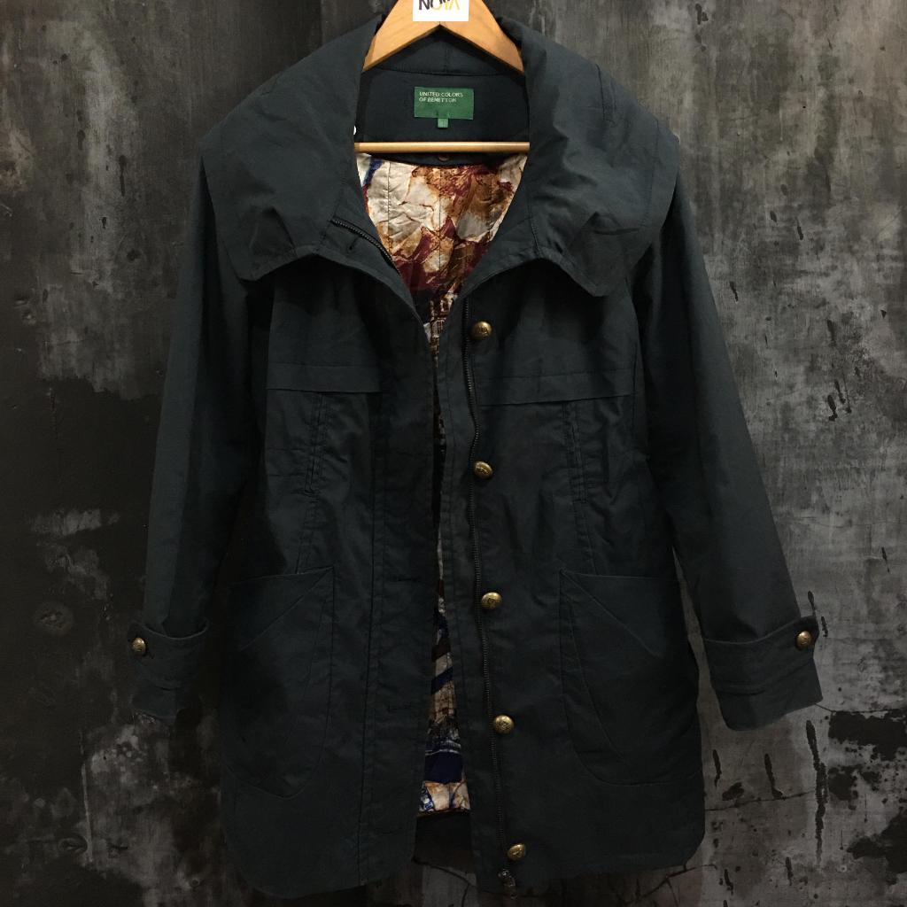 Jaket Tebal Windbreaker / Outdoor - UNITED COLORS OF BE NETTON - Dark Navy