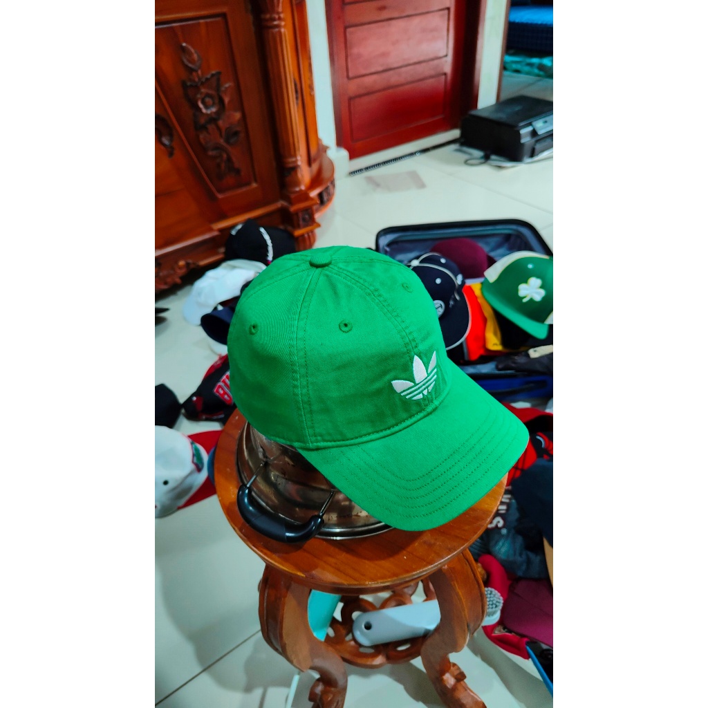Topi Caps Adidas Bunga