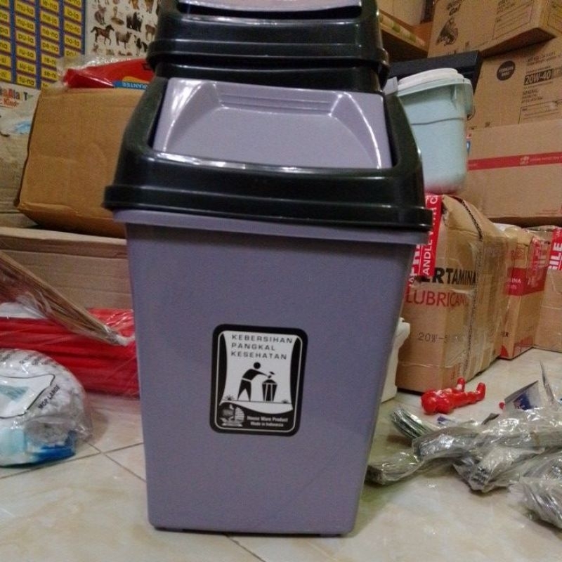 Tempat sampah 5 liter yutaka