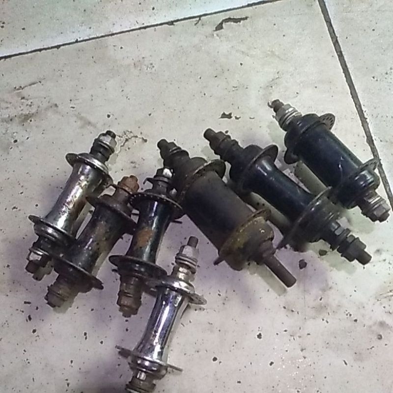 HUB SEPEDA BELAKANG LUBANG JARI 48 BEKAS