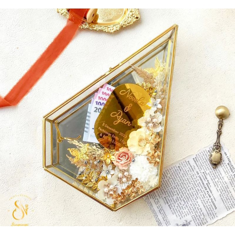 Frame Gunungan Mahar Terrarium | Frame Mahar Kaca | Bingkai Mahar Kaca