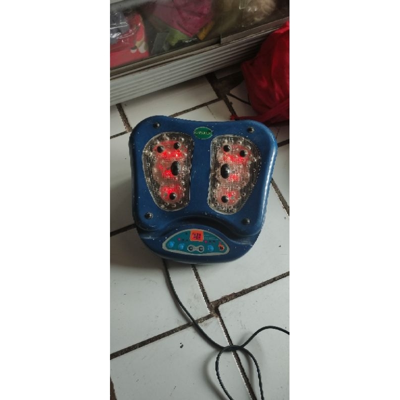 PIJAT KAKI GETAR INFRARED KONDISI MATI