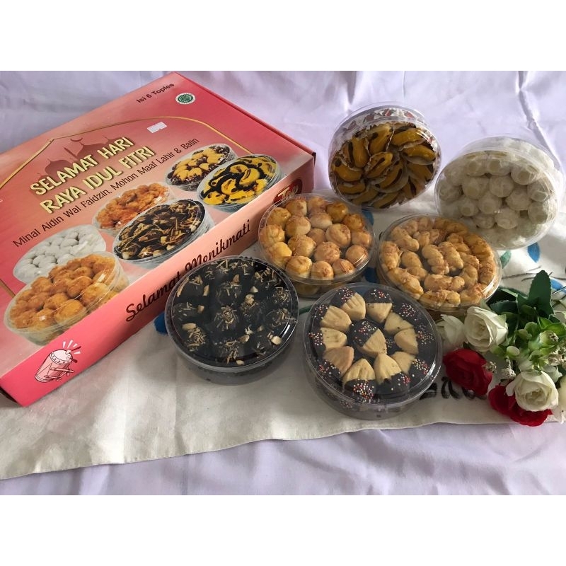 

Nadila Cookies | Kue lebaran | kue kering | kue paket | nastar