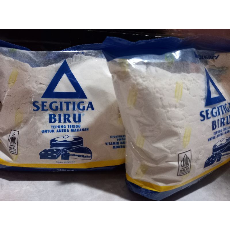 

Tepung terigu Segitiga Biru 500g