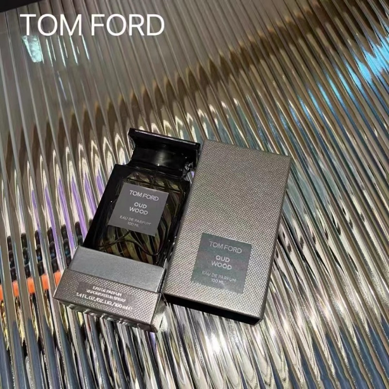 Tom Ford Wood Parfume Oud