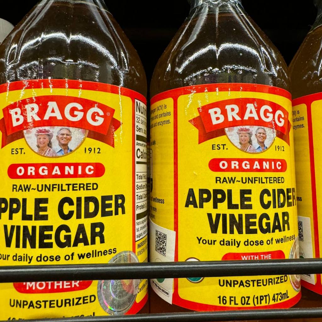 

Bragg Apple Cider Vinegar Cuka Apel Organik