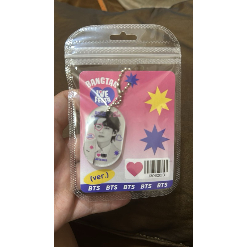 (READY) TAEHYUNG | V BTS KEYCHAIN