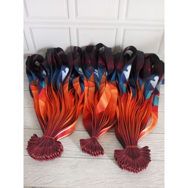 

Tali Medali Custom Desain Suka-Suka Harga Termurah Kualitas Terbaik Proses Cepat