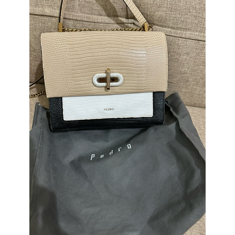 preloved-TAS CHARLES & KEITH