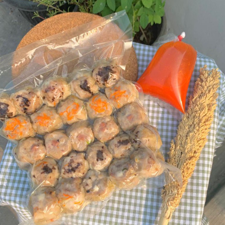 

Cuci gudang Dimsum Premium Isi 25 Pcs Kemasan Vacum