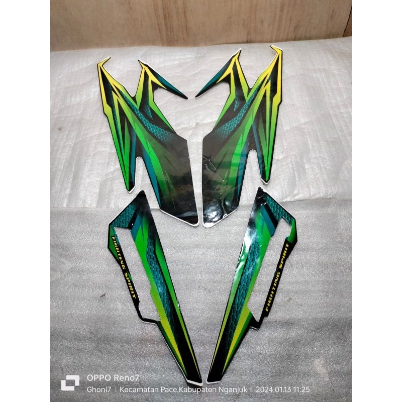 Striping stiker body kanan kiri full set RX king RXK Tahun 2005 warna hijau hitam Original PM