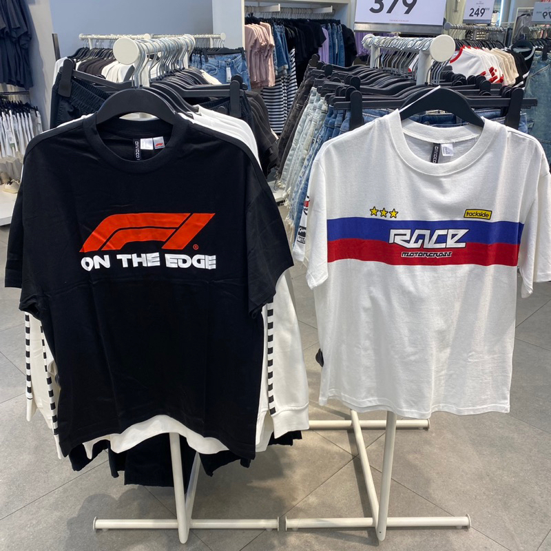 Kaos F1 x H&M Original Store