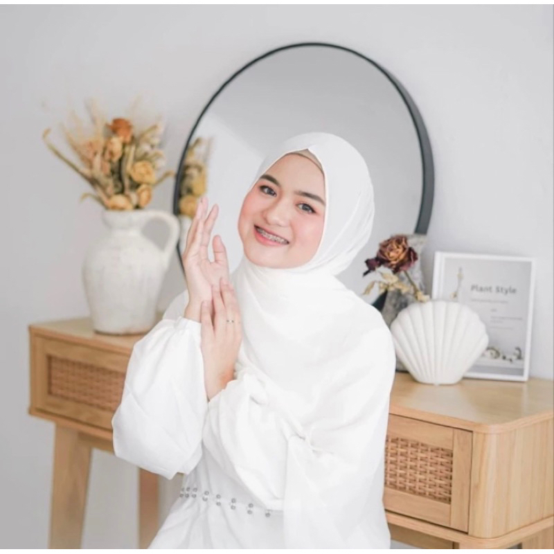 ALDI BUSANA - Pashmina Hijab Instan Putih Tulang Ceruty Babydoll Uk170x70 Wanita Muslim Dewasa Remaj
