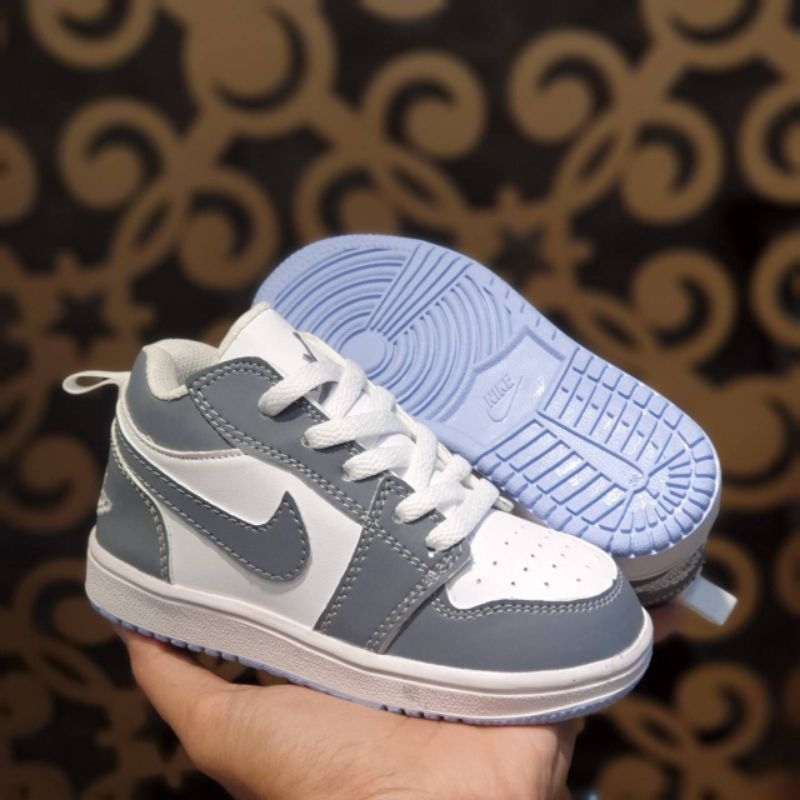 Sepatu Sneakers Anak Nike Air Jordan Low 1 Kids Cowo Cewe Casual Santai Import Quality
