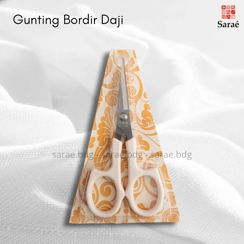 

Gunting Bordir Daji/Gunting Benang/+-13cm