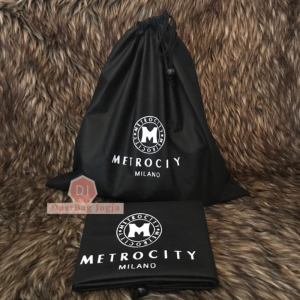 Dijual DB METROCITY ukuran M 35X35 DustBag Tas Serut Sarung Cover Dust Bag Murah