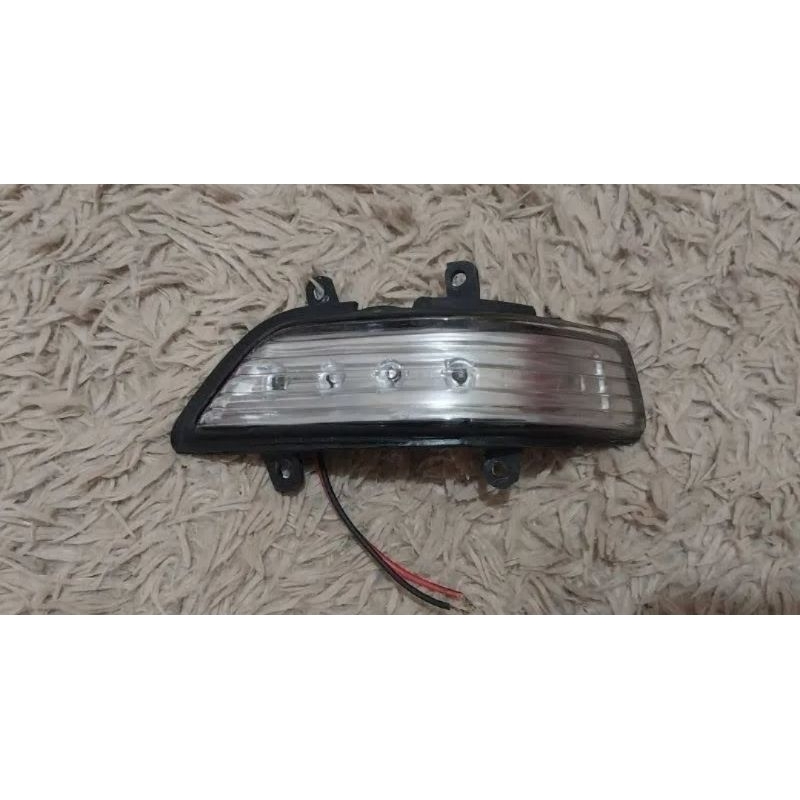 lampu sen spion xenia 2007 2008 2009 2010 2011 KIRI