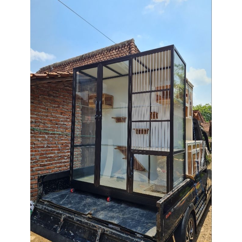 Kandang kucing aluminium  / Kandang hewan kucing