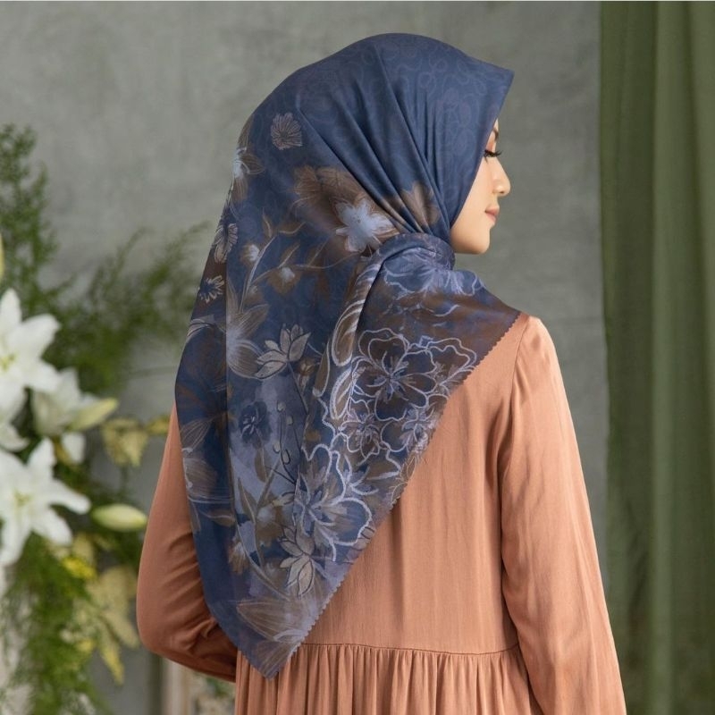 Segi empat Denai Hijab Voal Denay Segi empat motif printing premium hijab MOTIF navy