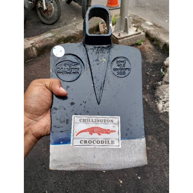 cangkul cap buaya asli cangkul impor cangkul super