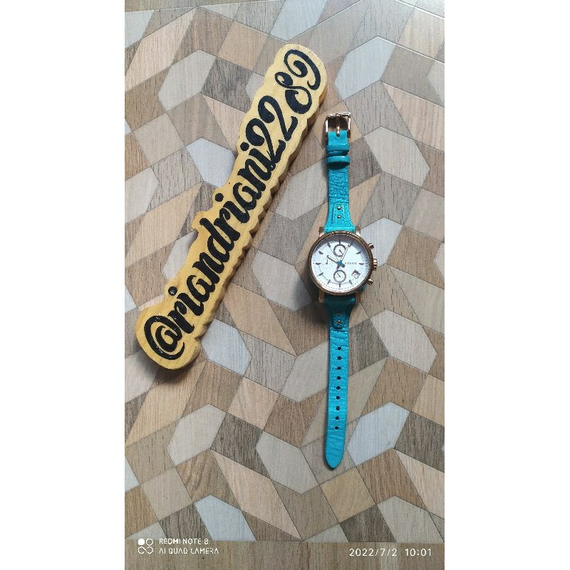 jam Fossil Boyfriend