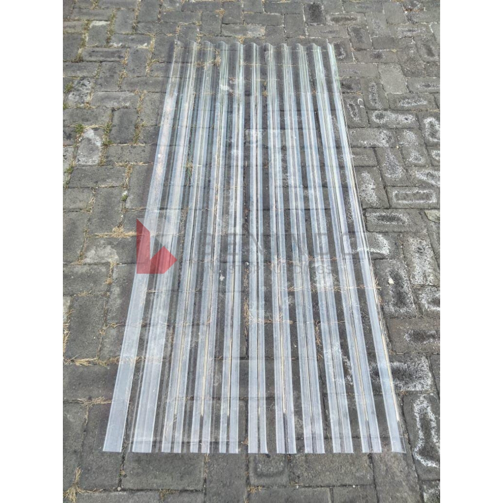SENG GELOMBANG TRANSPARAN / BENING LEBAR 80cm X PANJANG 210cm - 0.80 MM