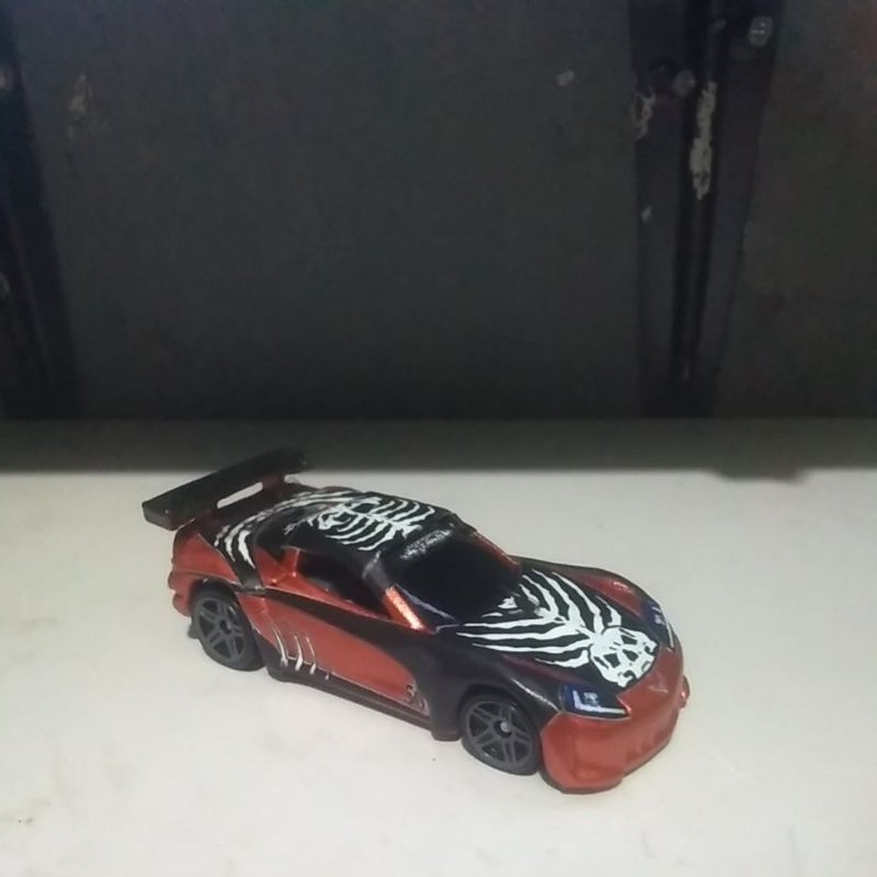 Hotwheels_custom_corvette_nfs_mostwanted