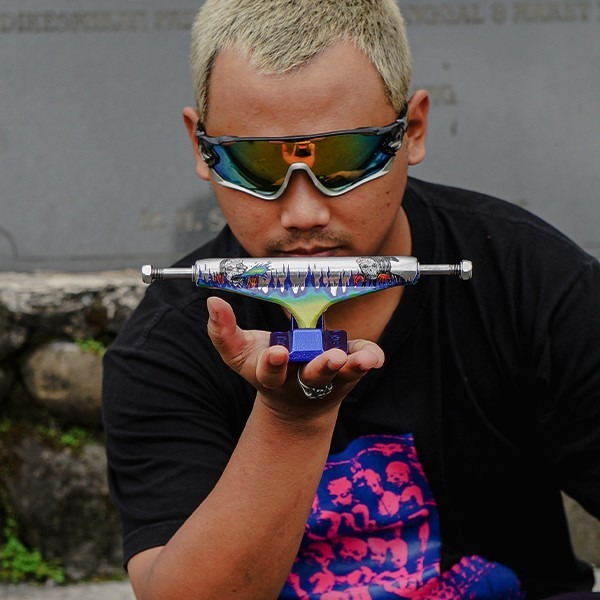 TRUCK SKATEBOARDS ETAKS x GINDRING WASTE