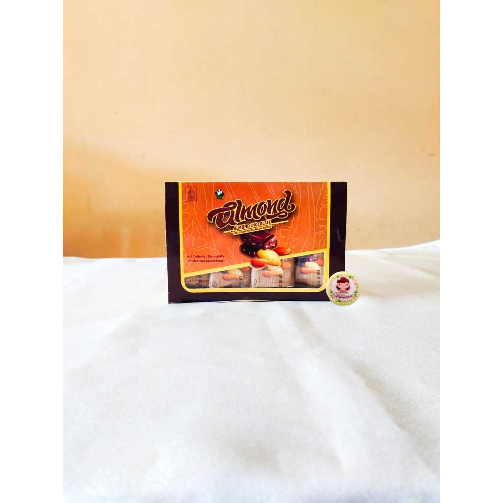 

. Sekotak Tobelo Almond Chocolate isi 20 pcs Halal (ds bgr)