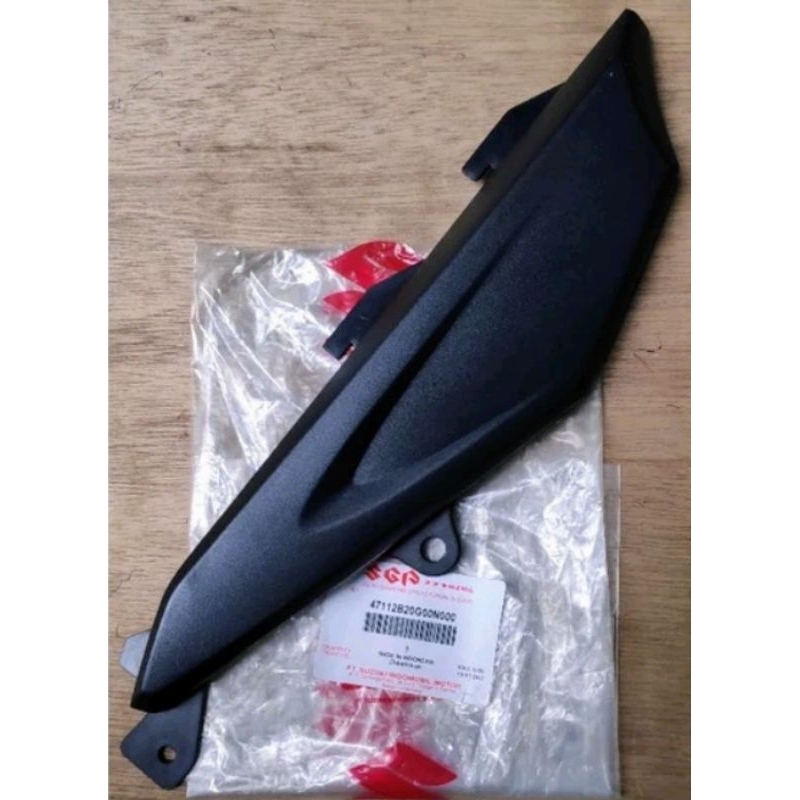 COVER SAMBUNGAN BODY SHOGUN R SP 125 LAMA ORIGINAL