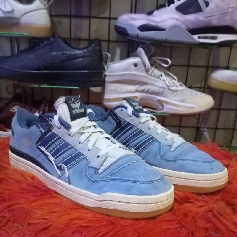 SEPATU ADIDA* PRELOVED ( SIZE 45.5 )