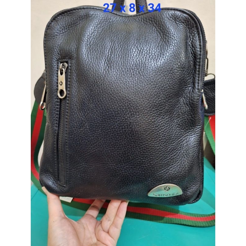 Tas furla  branded Candy bag made in Italia
Uk30 x 19 x 26
Bonus dompet aigner
Uk 23 x 15